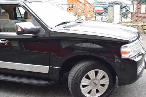 *2008* *Lincoln* *Navigator* *Base 4dr SUV* - cars & trucks - by... for sale in Paterson, MD – photo 10
