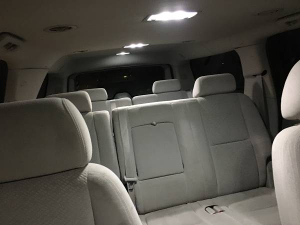 2008 Chevy Suburban - cars & trucks - by owner - vehicle automotive... for sale in QUINCY, MA – photo 8