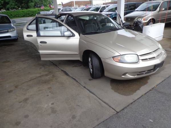 2004 CHEVROLET CAVALIER,GAS SAVER,AFFORDABLE 4 DOOR, EASY TO HANDLE... for sale in Allentown, PA – photo 4