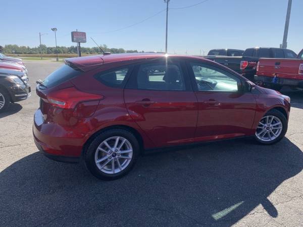 2015 FORD FOCUS SE - cars & trucks - by dealer - vehicle automotive... for sale in Chenoa, IL – photo 10