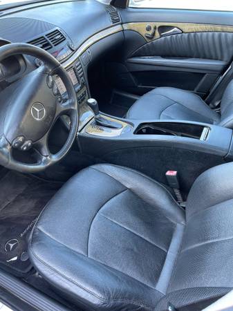 2007 MERCEDES E550 AMG PACKAGE CLEAN TITLE - - by for sale in Bakersfield, CA – photo 5