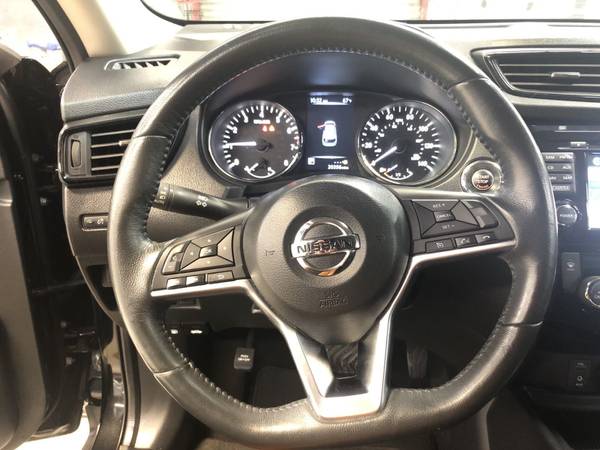 2017 Nissan Rogue SV for sale in Brooklyn, NY – photo 6