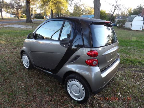 2011 SMART CAR, ONLY 29K MILES ! READY TO GO ! CLEAN TITLE ! - cars... for sale in Experiment, GA – photo 3