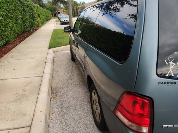 2004 Ford Freestar As Is - Clean Title for sale in Pompano Beach, FL – photo 3