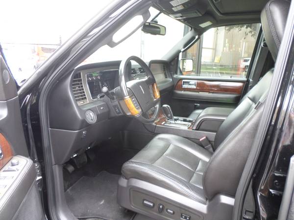 2011 Lincoln Navigator One Owner** for sale in New Haven, CT – photo 9