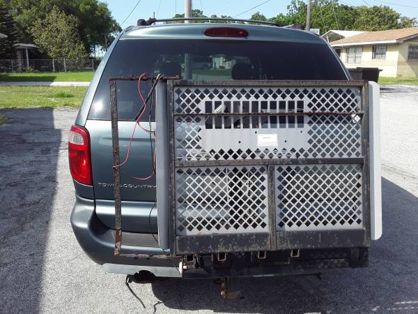 2005 Chrysler Town & Country Minivan - - by dealer for sale in Holiday, FL – photo 8