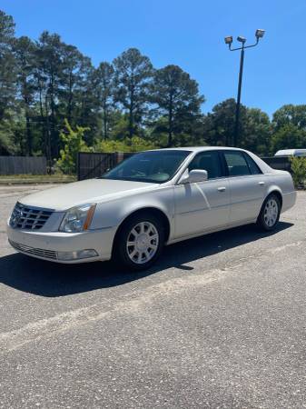 2008 Cadillac DTS - - by dealer - vehicle automotive for sale in Columbia, SC – photo 3
