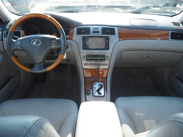 2005 Lexus ES 330 Base - - by dealer - vehicle for sale in Inver Grove Heights, MN – photo 12