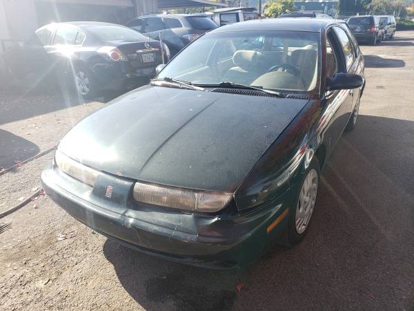 1999 Saturn S-Series Wagon for sale in Springfield, OR – photo 2