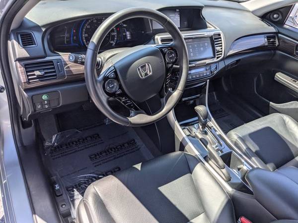 2017 Honda Accord Hybrid EX-L SKU: HC015120 Sedan for sale in Clearwater, FL – photo 11