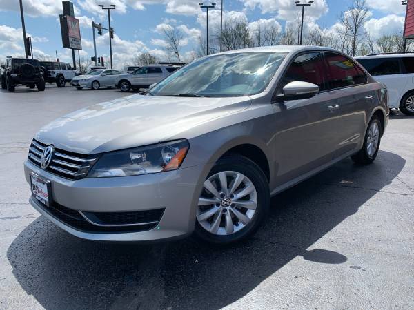 2012 Volkswagen Passat S - Only 71, 000 miles! - - by for sale in Oak Forest, IL – photo 3