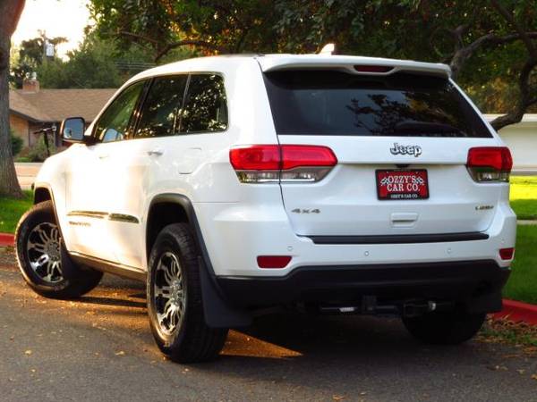 2018 Jeep Grand Cherokee Laredo 4x4** A MUST SEE ** - cars & trucks... for sale in Garden City, ID – photo 3