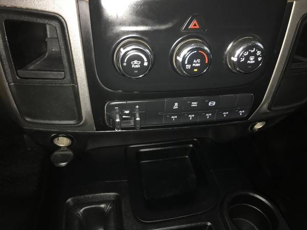 2015 RAM 3500 Crew Cab 4x4 Cummins Diesel Service Flatbed WT for sale in Arlington, NM – photo 19