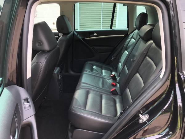 ✔ 2013 Volkswagen Tiguan SEL 4Motion ☀ Bluetooth ☀ Navigation ☀ -... for sale in Bethany, CT – photo 18