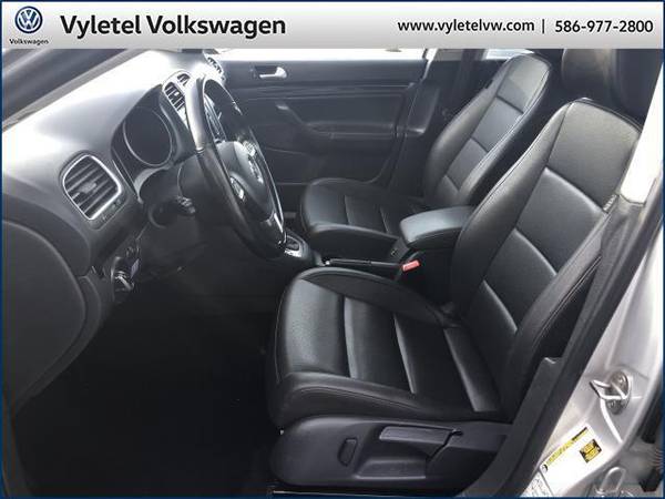 2014 Volkswagen Jetta SportWagen wagon 4dr DSG TDI - Volkswagen... for sale in Sterling Heights, MI – photo 17
