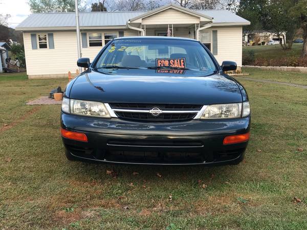 99 Nissan Maxima reduced for sale in Gandeeville, WV – photo 4