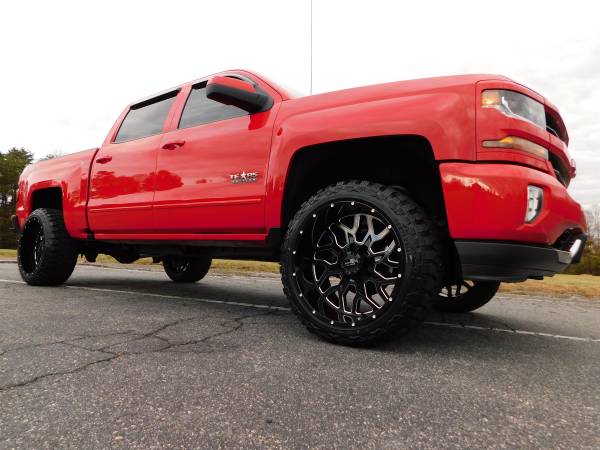 1 OWNR LIFTED 17 CHEVY SILVERADO 1500 LT Z71 CREW 22X12 *NEW 33... for sale in KERNERSVILLE, SC – photo 2