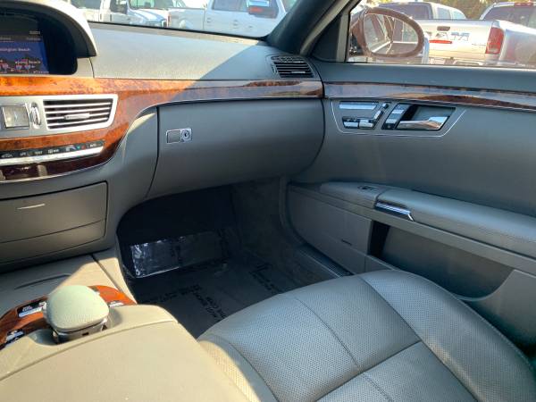 R7. 2007 MERCEDES-BENZ S-CLASS S550 NAVIGATION LEATHER SUPER CLEAN for sale in Stanton, CA – photo 22