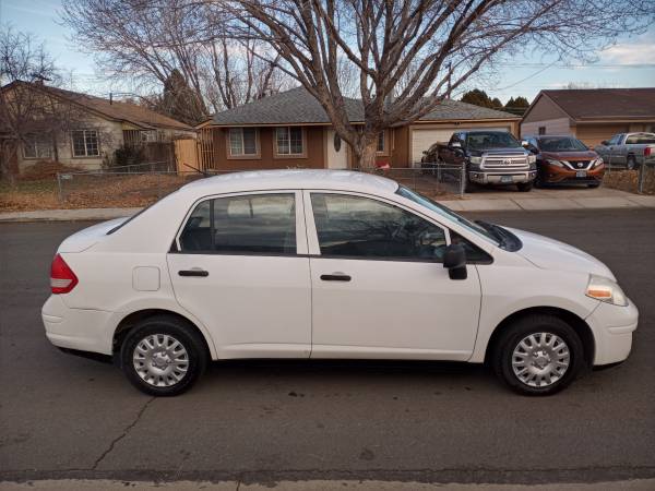 2011 NISSAN VERSA S RUNS AWESOME JUST SMOGED - cars & trucks - by... for sale in Reno, NV – photo 4