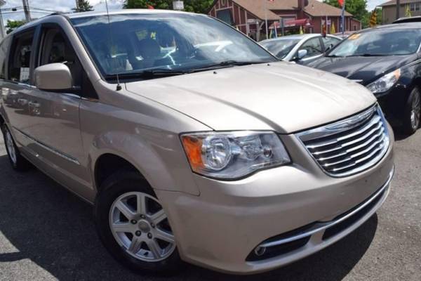 *2013* *Chrysler* *Town & Country* *Touring 4dr Mini Van* for sale in Paterson, NJ – photo 3