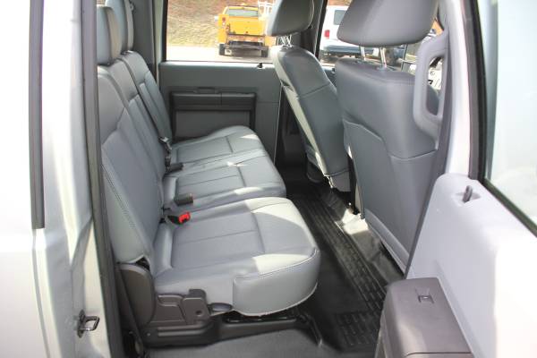 2011 Ford F-250 Crew cab 4x4 utility service body for sale in Greenville, SC – photo 14