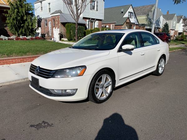 2015 VOLKSWAGEN PSSSAT SE 1.8L 4cyl Sedan ** Mint Condition ** -... for sale in Elmont, NY – photo 5