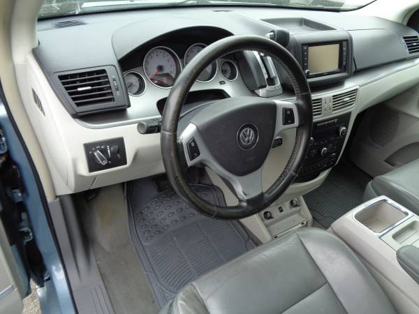 2009 Volkswagen Routan SEL Premium for sale in New Brunswick, NJ – photo 11