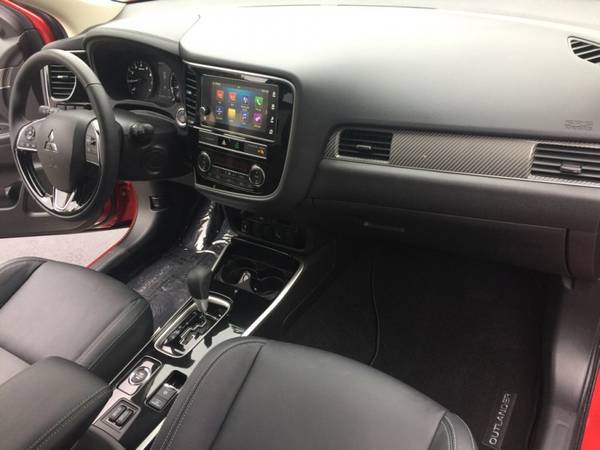 2019 Mitsubishi Outlander SEL S-AWC with Cargo Area Concealed Storage for sale in Fredericksburg, VA – photo 22