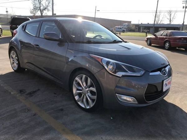 2012 *Hyundai* *Veloster* *Base* - cars & trucks - by dealer -... for sale in Medina, OH – photo 7