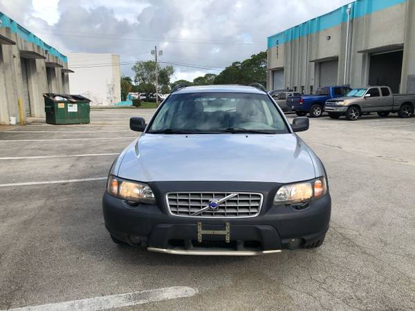 2001 Volvo V70 AWD-CORNER OF BANKS AND 15TH ST for sale in Margate, FL – photo 3