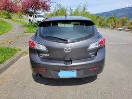 2013 Mazda Mazda3 i Grand Touring Hatchback 4D - - by for sale in Clearlake, WA – photo 4