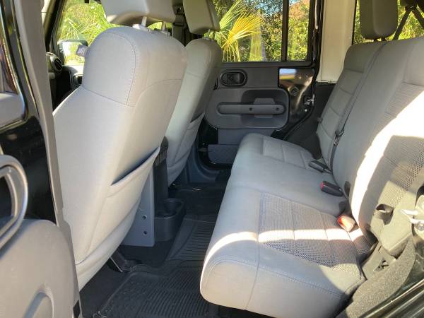 2009 Jeep Wrangler 4WD Rubicon Unlimited - cars & trucks - by owner... for sale in North Port, FL – photo 8