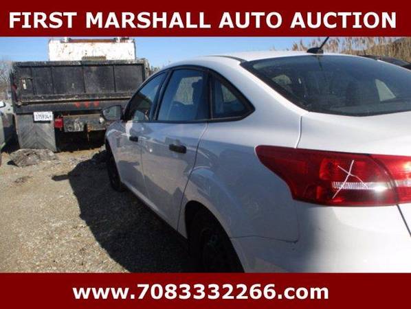2015 Ford Focus S - Auction Pricing - - by dealer for sale in Harvey, IL – photo 3