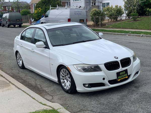 2011 bmw 328i - one owner - no accident - 80k miles - lower for sale in Lawrence, NY – photo 4