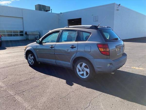 2003 Pontiac Vibe Base - wagon - cars & trucks - by dealer - vehicle... for sale in Waterford, MI – photo 3