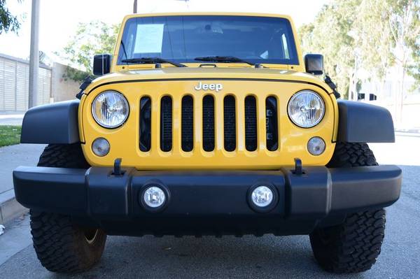 2015 Jeep Wrangler Unlimited Rubicon suv Baja Yellow Clearcoat for sale in Montclair, CA – photo 9