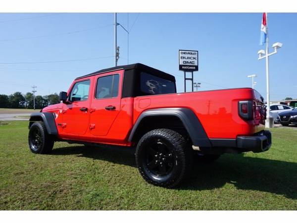 2020 Jeep Gladiator Sport S - cars & trucks - by dealer - vehicle... for sale in Brownsville, TN – photo 7