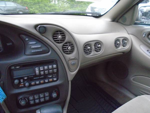 2002 Pontiac Bonneville 85k Southern 29 MPG Michelin Tires 90 for sale in Hickory, IL – photo 6