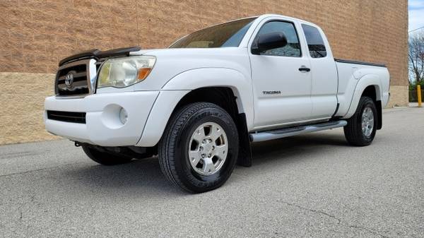 2009 Toyota Tacoma PreRunner - - by dealer - vehicle for sale in Georgetown, KY – photo 14