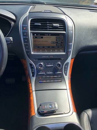 2019 LINCOLN NAUTILUS RESERVE AWD, 12k miles - cars & trucks - by... for sale in El Cajon, CA – photo 3
