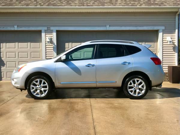 2011 Nissan Rogue SV AWD Great Condition - - by for sale in Painesville , OH – photo 11