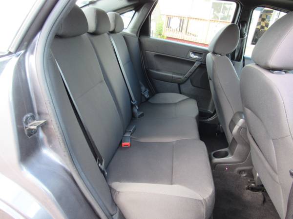 2011 Ford Focus 4dr Sdn SES for sale in VADNAIS HEIGHTS, MN – photo 18