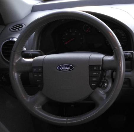 2006 Ford Freestyle SEL - cars & trucks - by owner - vehicle... for sale in Dixon, IL – photo 11