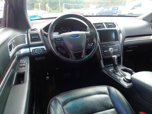 OPEN! 2017 Ford Explorer Limited 4x4 NAV Leather 7-Pass Clean - cars... for sale in Hampton Falls, NH – photo 11