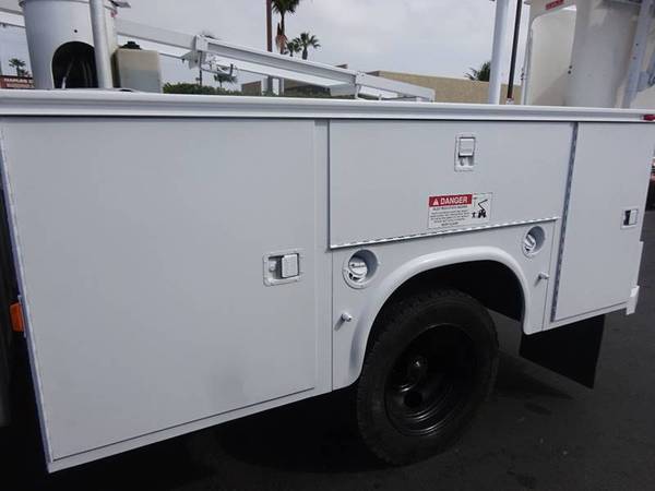 2000 GMC Sierra 3500 DRW 1-OWNER! BUCKET TRUCK! MUST SEE! for sale in Chula vista, CA – photo 6
