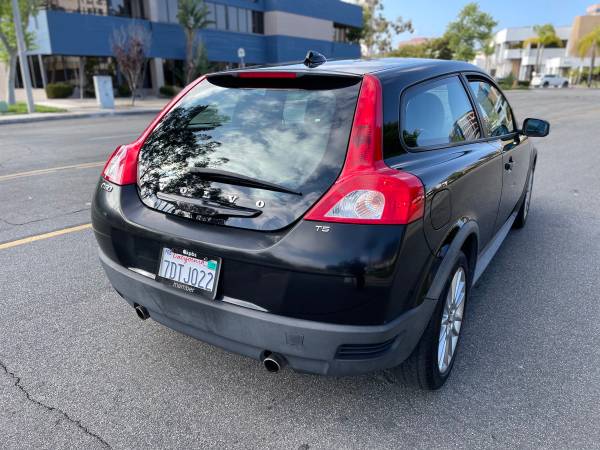 2010 Volvo C30 T5 Clean Title 15 Service Records 6 Speed Manual for sale in Irvine, CA – photo 10