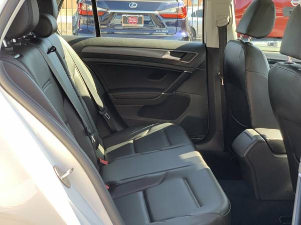 2018 *Volkswagen* *Golf* *1.8T 4-Door SE Automatic* - cars & trucks... for sale in Phoenix, AZ – photo 20