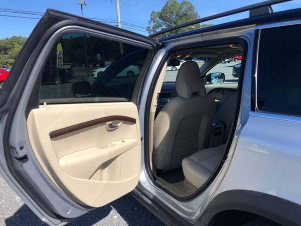 *2011 Volvo XC70- I6* Heated Leather, Sunroof, Roof Rack, Books,... for sale in Dagsboro, DE 19939, MD – photo 12