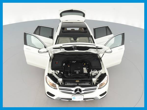 2016 Mercedes-Benz GLC GLC 300 4MATIC Sport Utility 4D suv White for sale in East Palo Alto, CA – photo 22