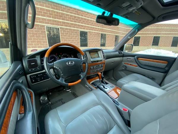 2006 Lexus LX 470: 4WD DESIRABLE 3rd Row Seating SUNROOF C for sale in Madison, WI – photo 14